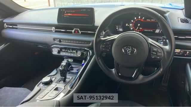 Toyota SUPRA 2021-01 8281870-2