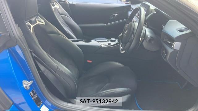 Toyota SUPRA 2021-01 8281870-5