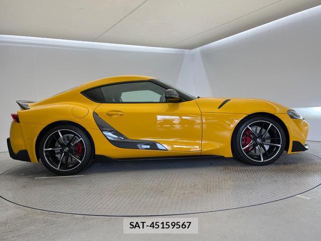 Toyota SUPRA 2020-01 8285498-3