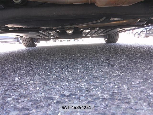 Suzuki SWIFT 2022-04 8281212-10