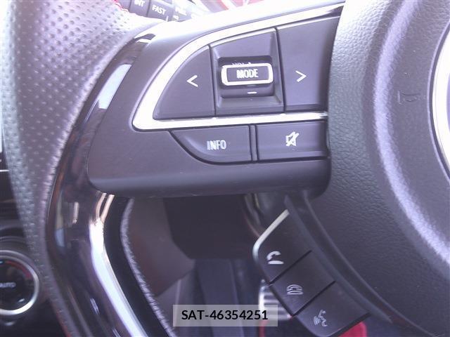Suzuki SWIFT 2022-04 8281212-16