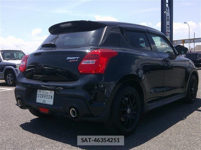 Suzuki SWIFT 2022-04 8281212-5