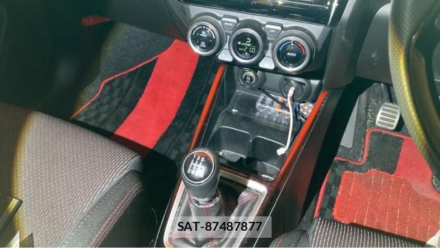 Suzuki SWIFT 2023-11 8282120-14