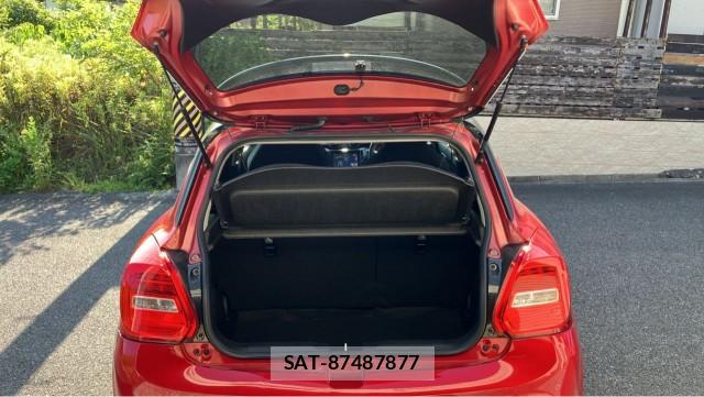 Suzuki SWIFT 2023-11 8282120-17