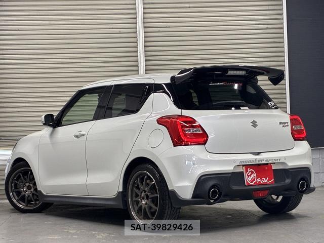 Suzuki SWIFT 2021-03 8283748-4