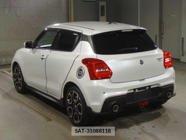 Suzuki SWIFT 2018-08 8284382-1