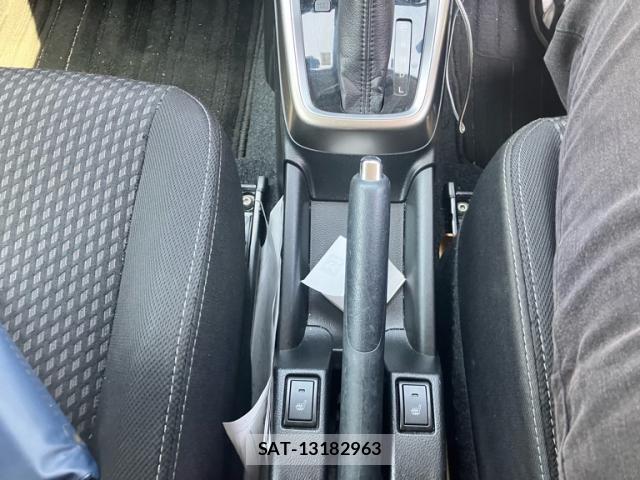 Suzuki SWIFT 2020-03 8279115-10