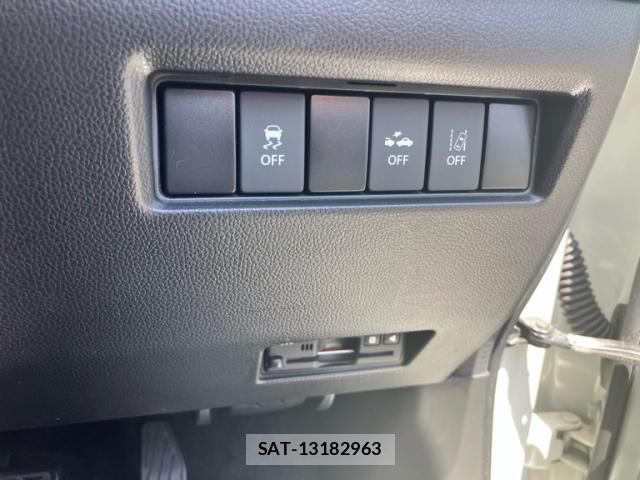 Suzuki SWIFT 2020-03 8279115-17