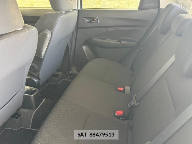 Suzuki SWIFT 2017-09 8279207-12