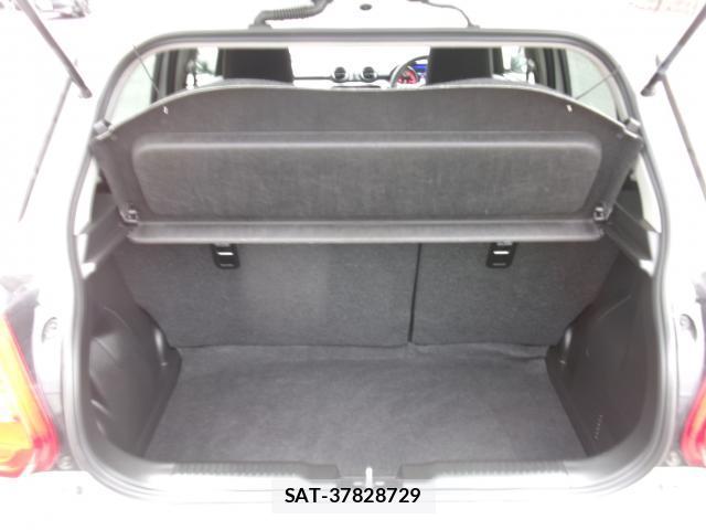 Suzuki SWIFT 2017-10 8279951-18