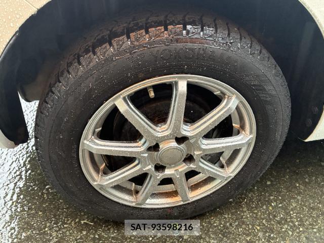 Suzuki SWIFT 2021-06 8280307-16