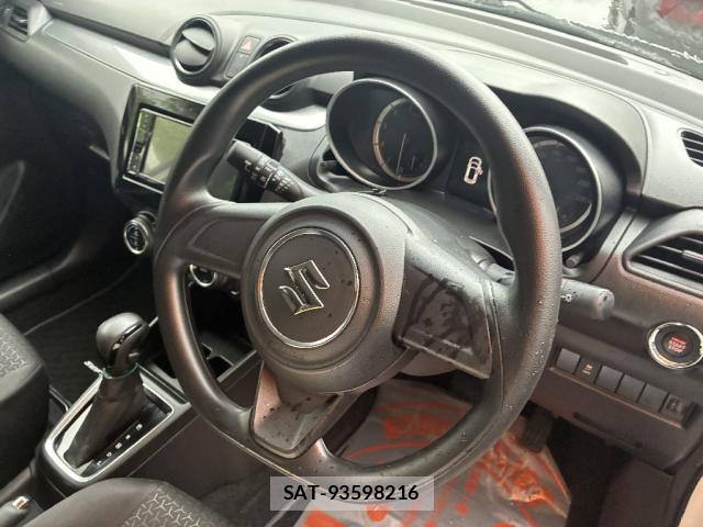 Suzuki SWIFT 2021-06 8280307-7