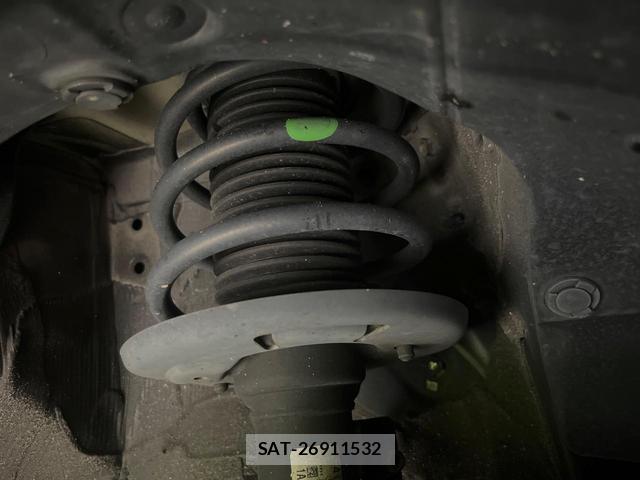 Suzuki SWIFT 2017-09 8285151-18