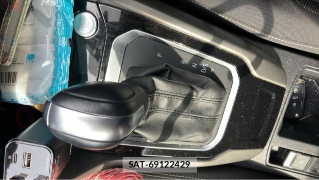 VolksWagen T-ROC 2020-09 8280540-14