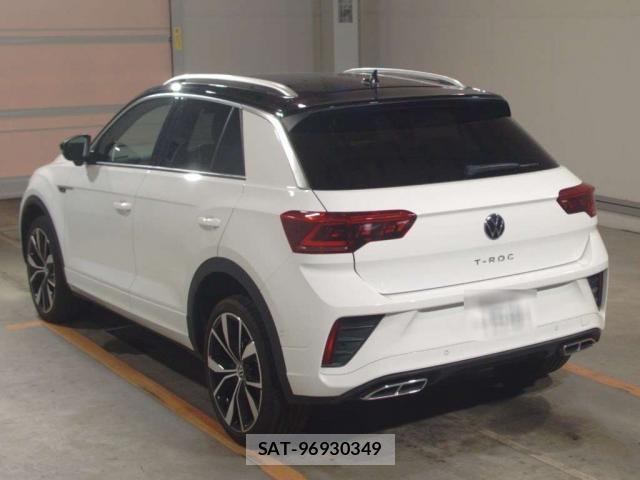 VolksWagen T-ROC 2022-10 8284376-4