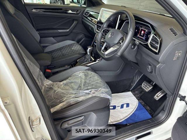 VolksWagen T-ROC 2022-10 8284376-5