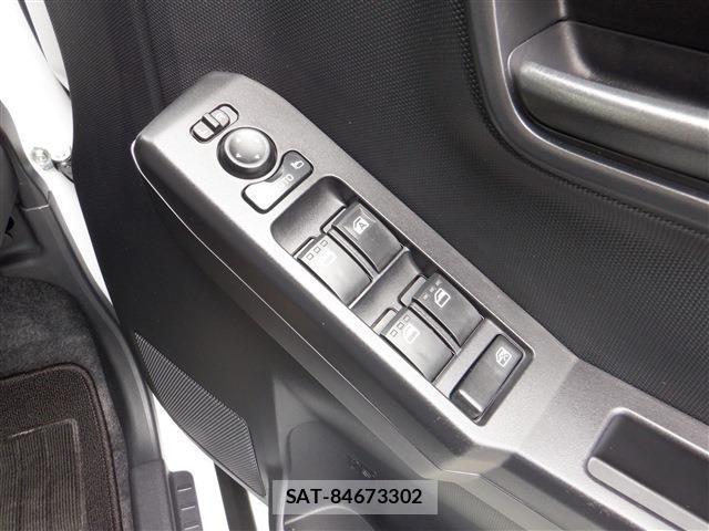 Daihatsu TAFT 2025-07 8279048-4