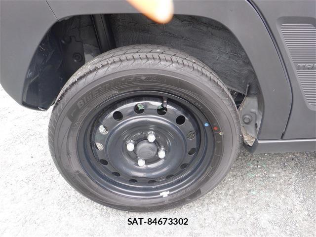 Daihatsu TAFT 2025-07 8279048-7