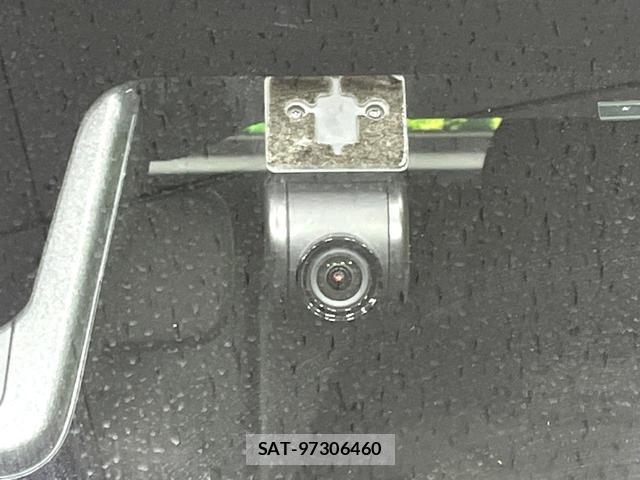 Daihatsu TAFT 2021-09 8279381-5