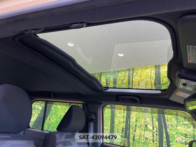Daihatsu TAFT 2020-12 8283272-2