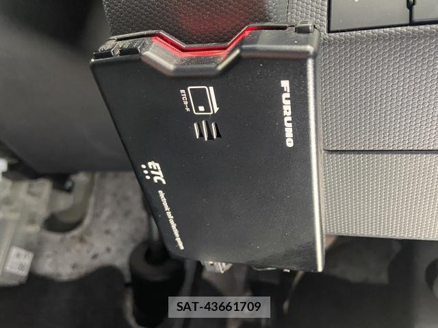 Daihatsu TAFT 2020-07 8283490-6