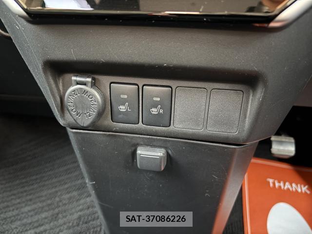 Toyota TANK 2019-06 8277571-12