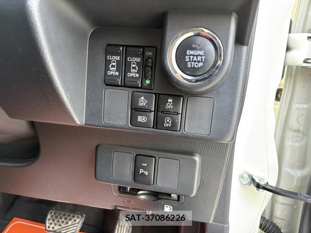 Toyota TANK 2019-06 8277571-13