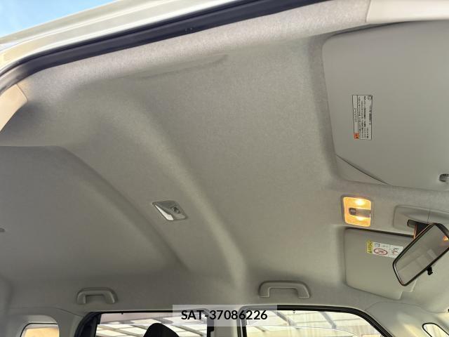 Toyota TANK 2019-06 8277571-9