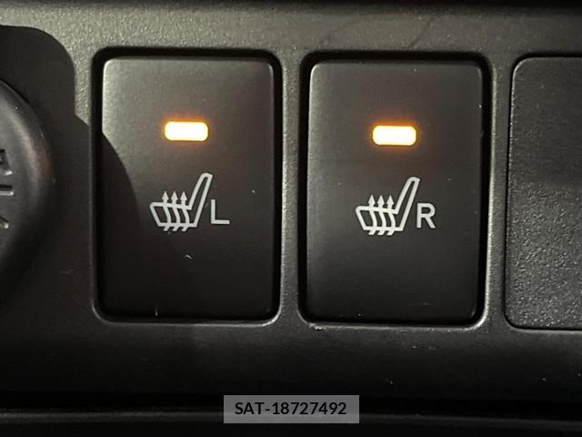Toyota TANK 2018-10 8278079-6