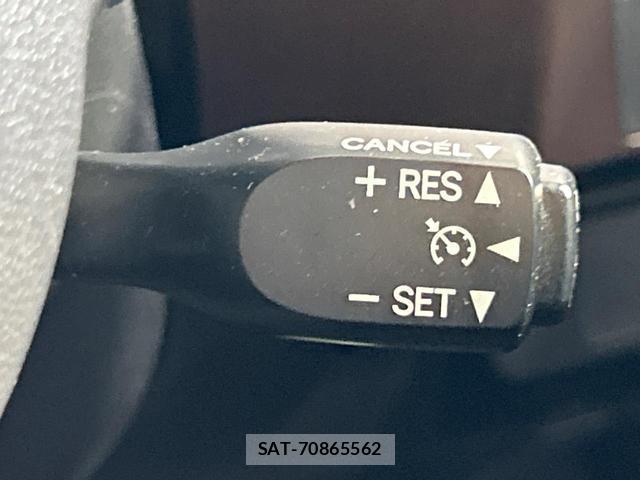 Toyota TANK 2017-06 8278148-7