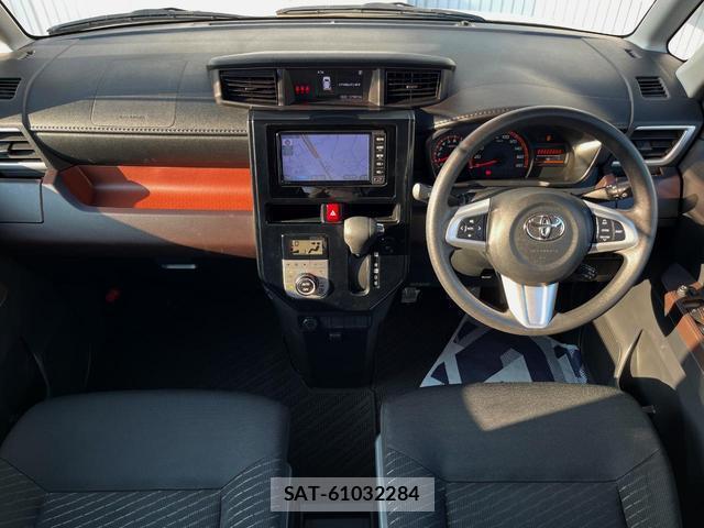 Toyota TANK 2017-06 8279421-1