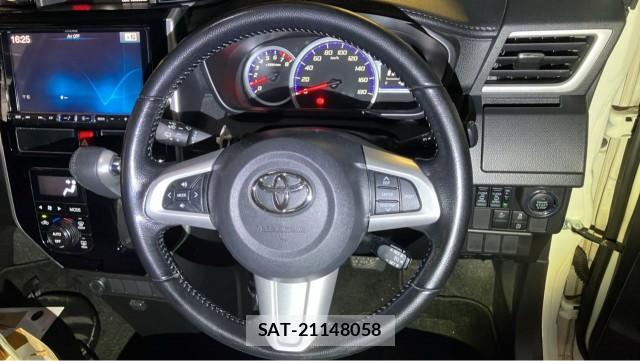 Toyota TANK 2017-11 8281485-16