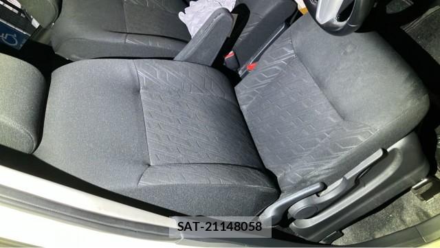 Toyota TANK 2017-11 8281485-5