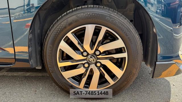Toyota TANK 2018-03 8282435-7