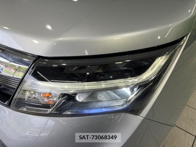 Toyota TANK 2019-07 8283154-11