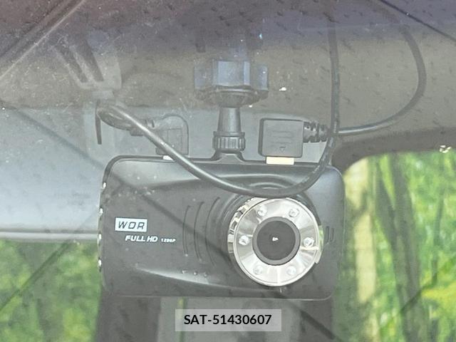 Daihatsu TANTO EXE 2011-05 8279454-3