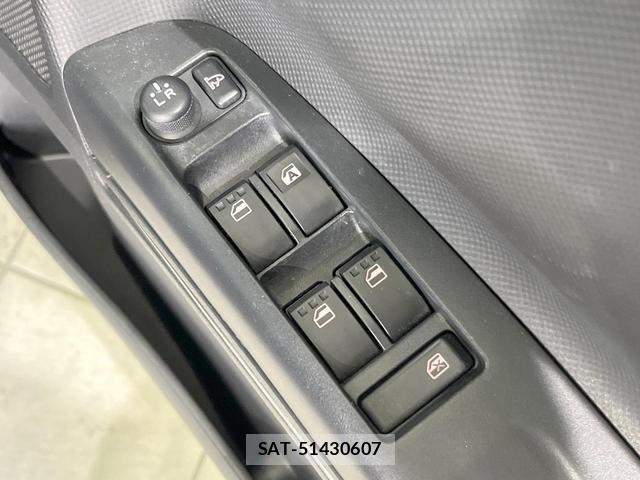 Daihatsu TANTO EXE 2011-05 8279454-6