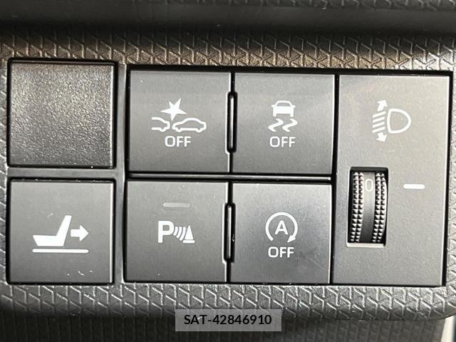 Daihatsu TANTO 2019-10 8276783-4