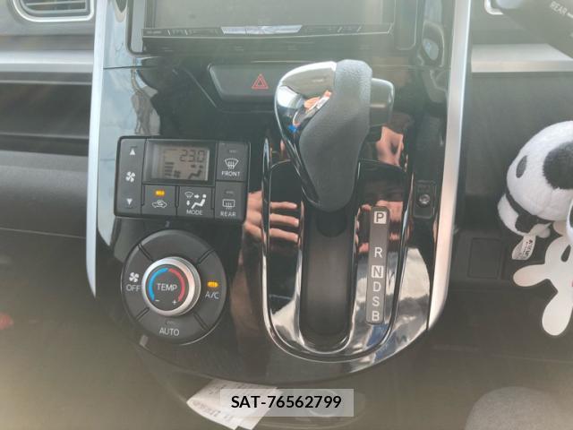 Daihatsu TANTO 2013-11 8277267-16