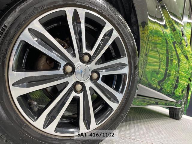 Daihatsu TANTO 2015-09 8277274-13