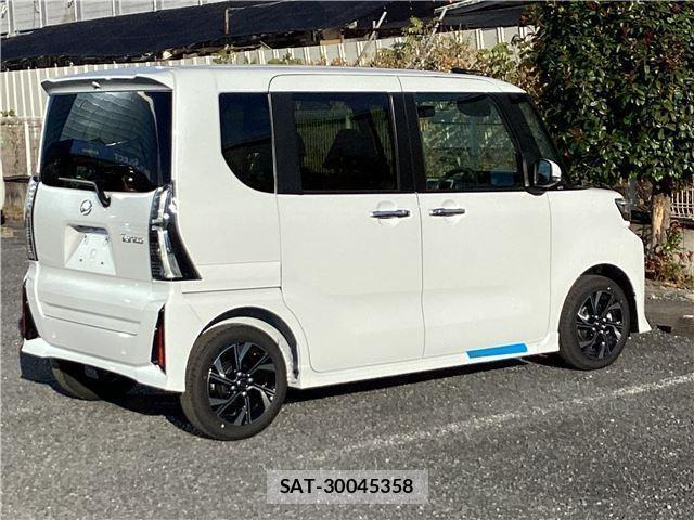 Daihatsu TANTO 2026 8277553-3