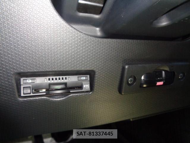 Daihatsu TANTO 2022-02 8277867-17