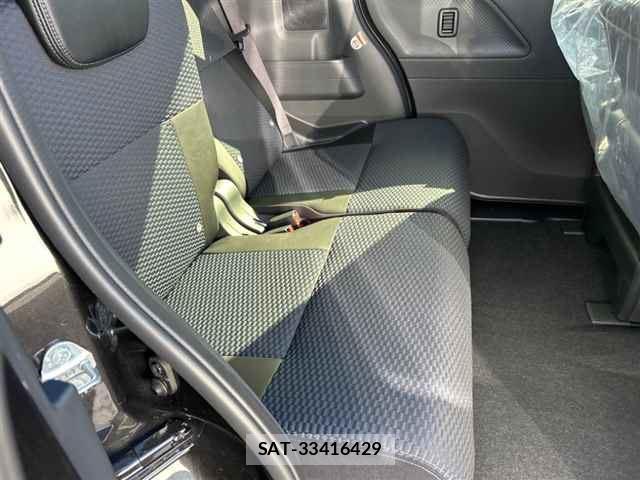 Daihatsu TANTO 2024-10 8277870-4