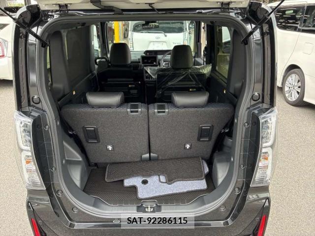 Daihatsu TANTO 2024-12 8277884-5