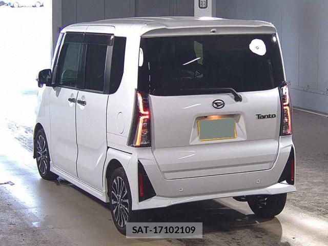 Daihatsu TANTO 2026-01 8277900-1