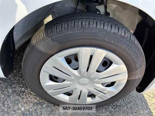 Daihatsu TANTO 2025-06 8277927-6