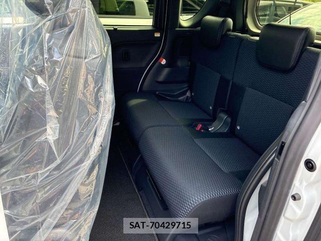 Daihatsu TANTO 2023-10 8277934-5