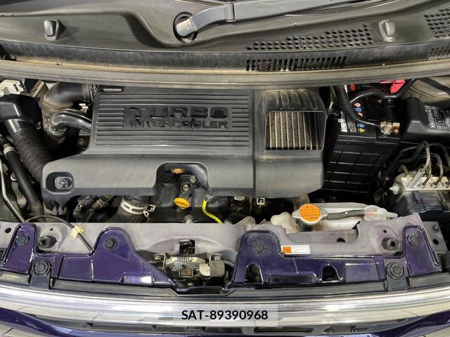 Daihatsu TANTO 2015-02 8278003-17