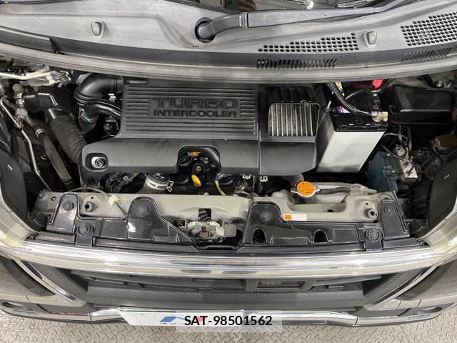 Daihatsu TANTO 2016-10 8278796-17