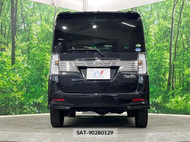 Daihatsu TANTO 2017-11 8278798-14